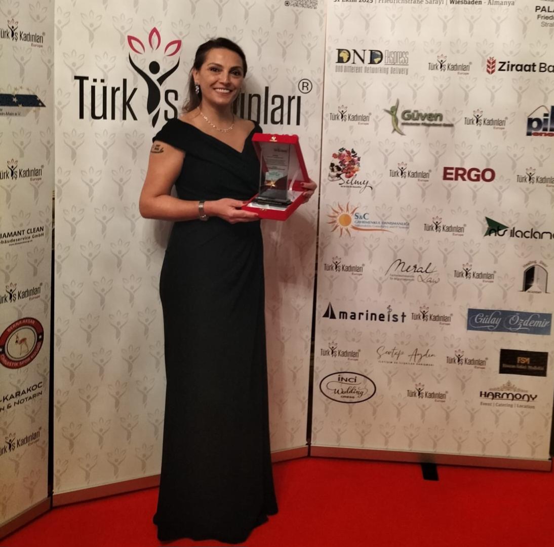 I M G 20251104 W A0011