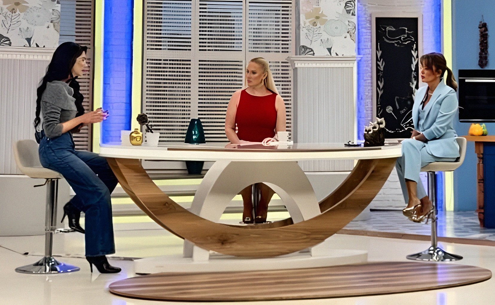 Upfoto X Bael B Ifaiochh70 Kx0 Q F0A S Ifa L V T H Jnzvke Wj C Rz Ceg