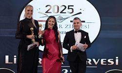 LAZİZA ABDULLAEVA LİDERLER ZİRVESİNDE YERİNİ ALDI
