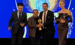 SUNAY DENİZ SİHİRLİ ELLER ÖDÜL TÖRENİNDE