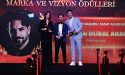 BERKEHAN DURAL SANAT AKADEMİSİ GECEDEN ÖDÜLLE AYRILDI