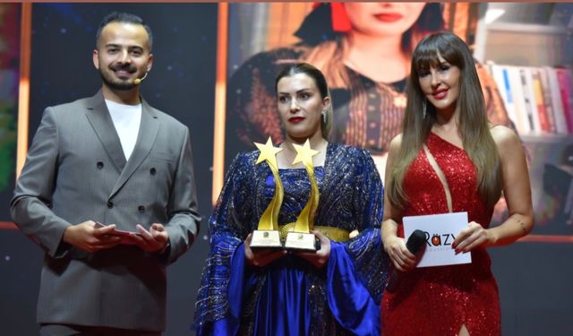 YÖRESEL KIYAFETİN YILDIZLARI ÖDÜLLERİNİ ALDI