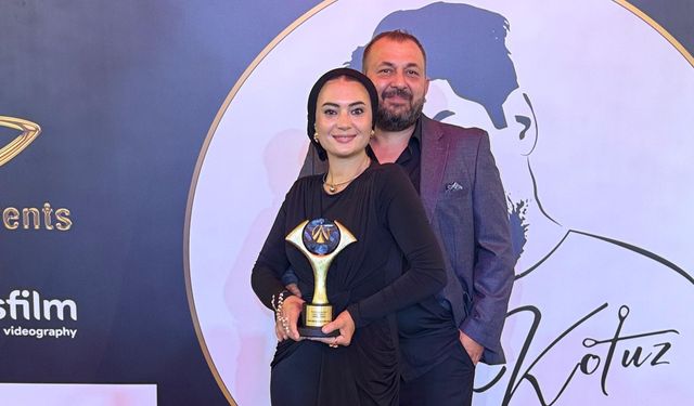 DÖNİSS DÖNER'İN BAŞARI ÖDÜLÜNÜ PINAR & UĞUR GELİN ÇİFTİ ALDI