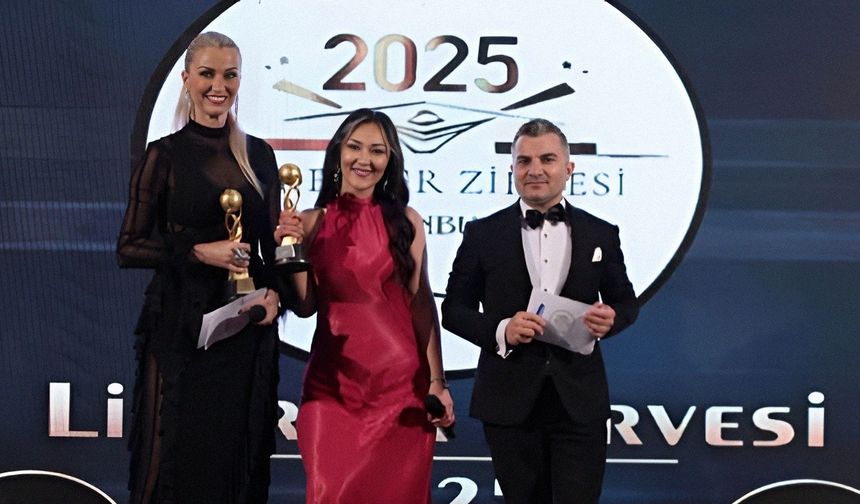 LAZİZA ABDULLAEVA LİDERLER ZİRVESİNDE YERİNİ ALDI